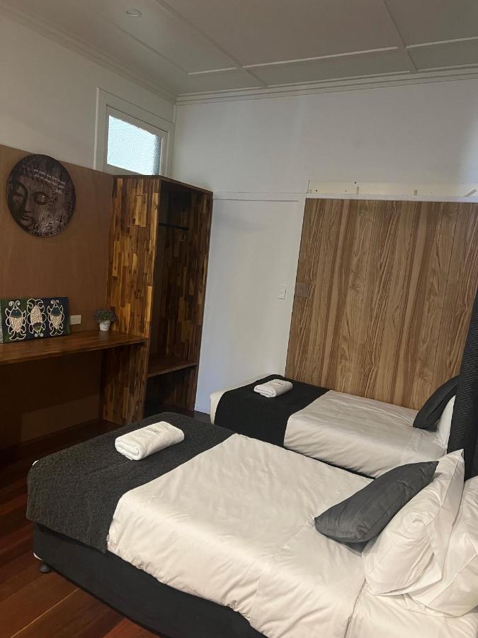 Gin Gin Budget Accommodation מראה חיצוני תמונה